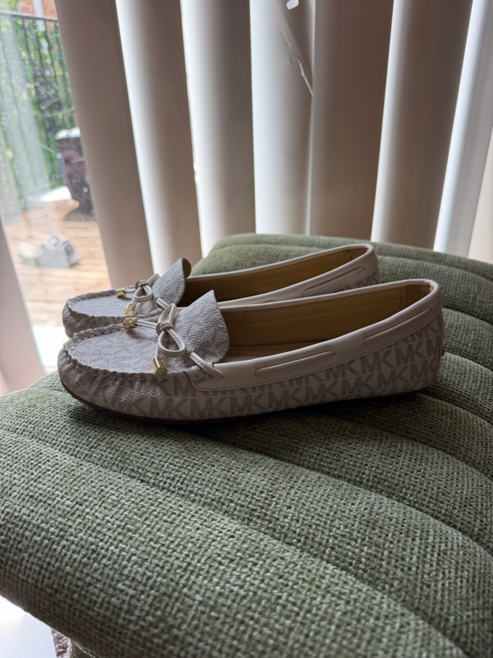 Michael Kors flats